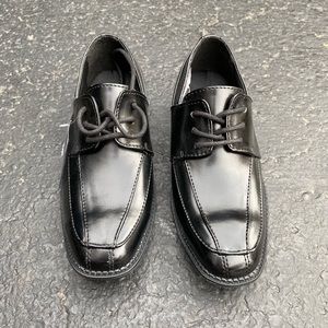 NWT Freeman Boys Black Dress Shoes